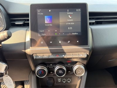 Renault Clio Full Hybrid E-Tech 145 CV 5 porte Evolution (16)