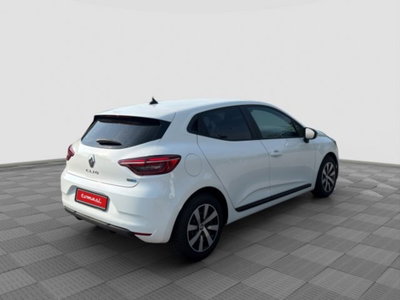 Renault Clio Full Hybrid E-Tech 145 CV 5 porte Evolution (5)