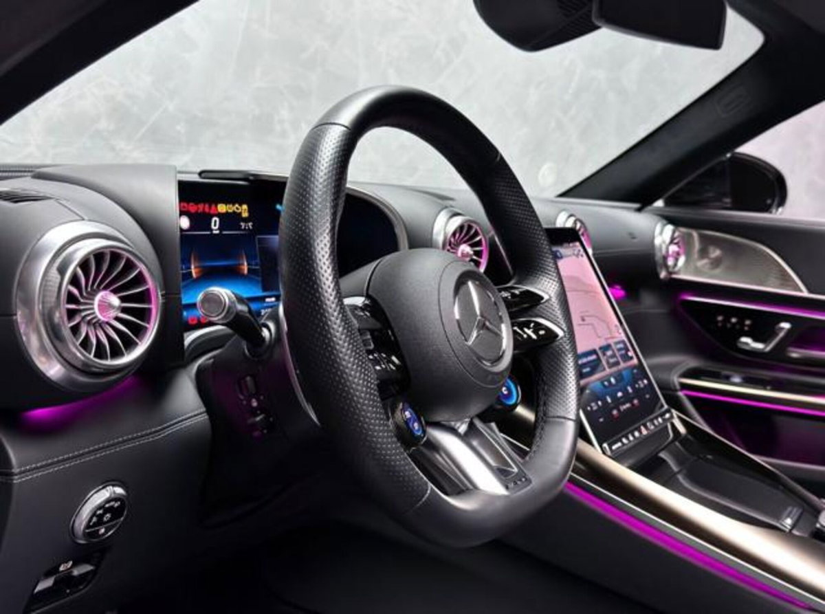 Mercedes-Benz SL 43 Premium Plus auto (6)