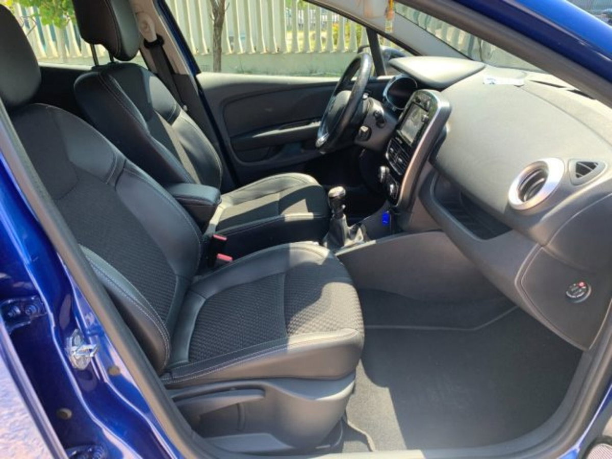 Renault Clio dCi 8V 110CV Start&Stop 5 porte Energy Intens (12)