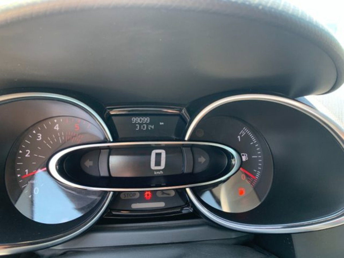Renault Clio dCi 8V 110CV Start&Stop 5 porte Energy Intens (15)