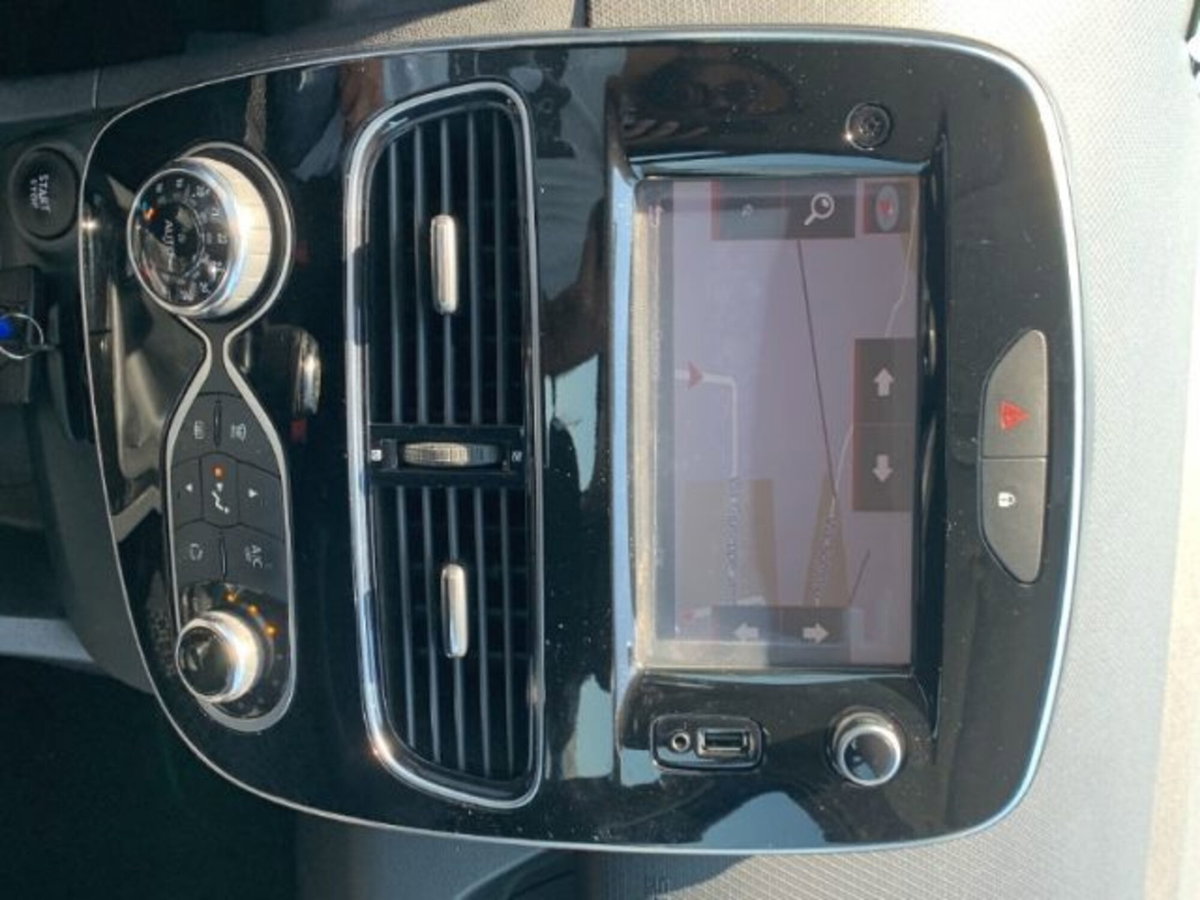 Renault Clio dCi 8V 110CV Start&Stop 5 porte Energy Intens (16)