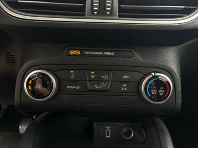 Ford Focus Station Wagon 1.5 EcoBlue 120 CV SW Active X (11)