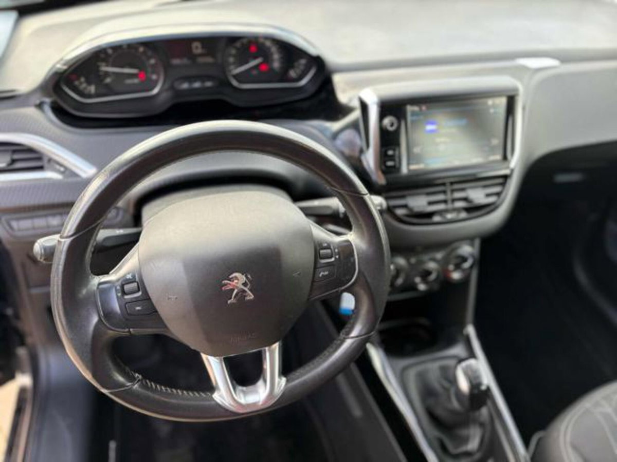 Peugeot 2008 BlueHDi 100 S&S Active (9)