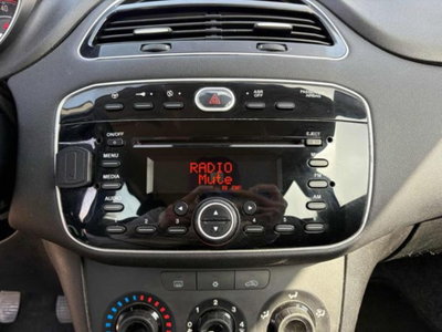Fiat Punto 1.3 MJT II S&S 95 CV 5 porte Lounge (11)