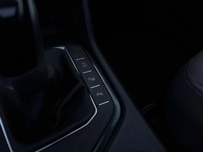Volkswagen Tiguan 2.0 tdi Elegance 150cv dsg (16)
