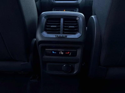 Volkswagen Tiguan 2.0 tdi Elegance 150cv dsg (17)