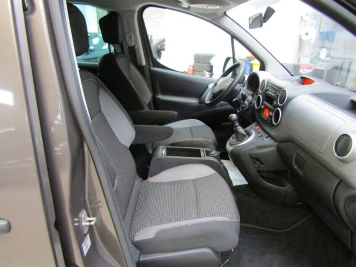 Peugeot Partner BlueHDi 120 S&S Outdoor (16)
