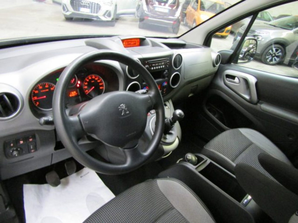 Peugeot Partner BlueHDi 120 S&S Outdoor (9)