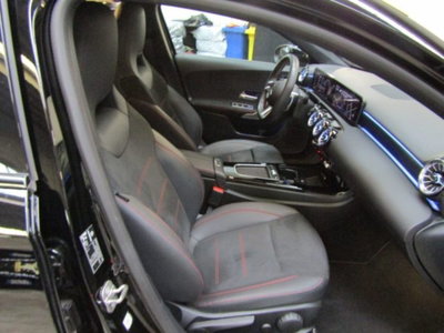 Mercedes-Benz Classe A 250 AMG Line Premium Plus 4matic auto (15)