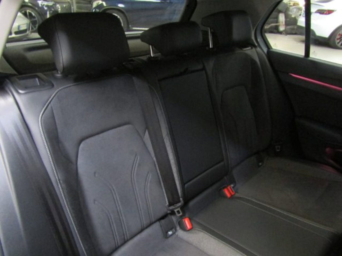 Volkswagen Golf 1.5 TSI 150 CV EVO ACT 1st Edition Style (14)