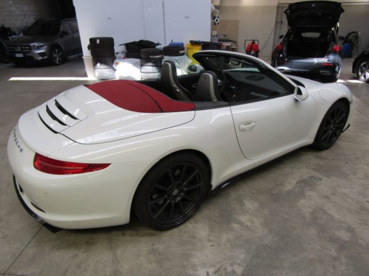 Porsche 911 Cabrio 3.4 Carrera (10)