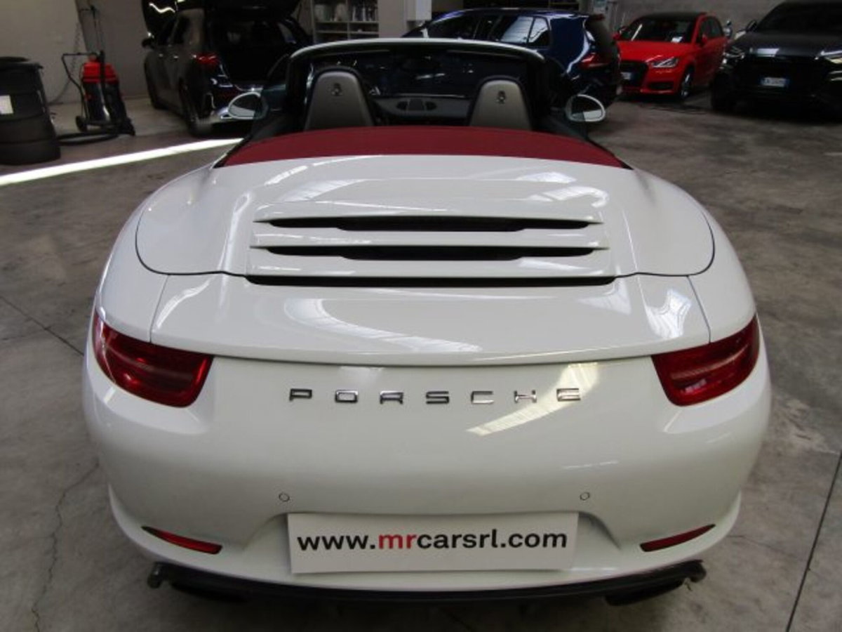 Porsche 911 Cabrio 3.4 Carrera (11)