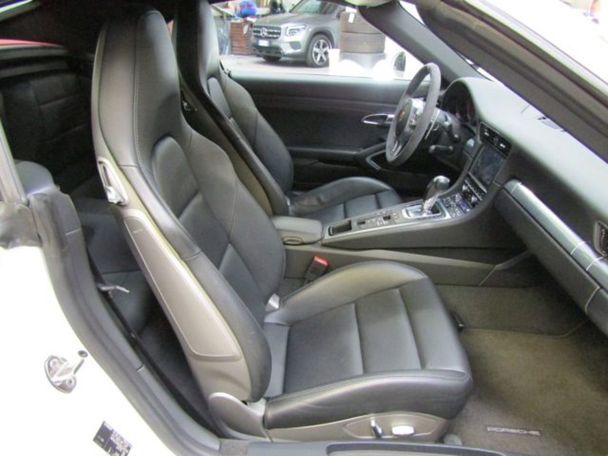 Porsche 911 Cabrio 3.4 Carrera (18)