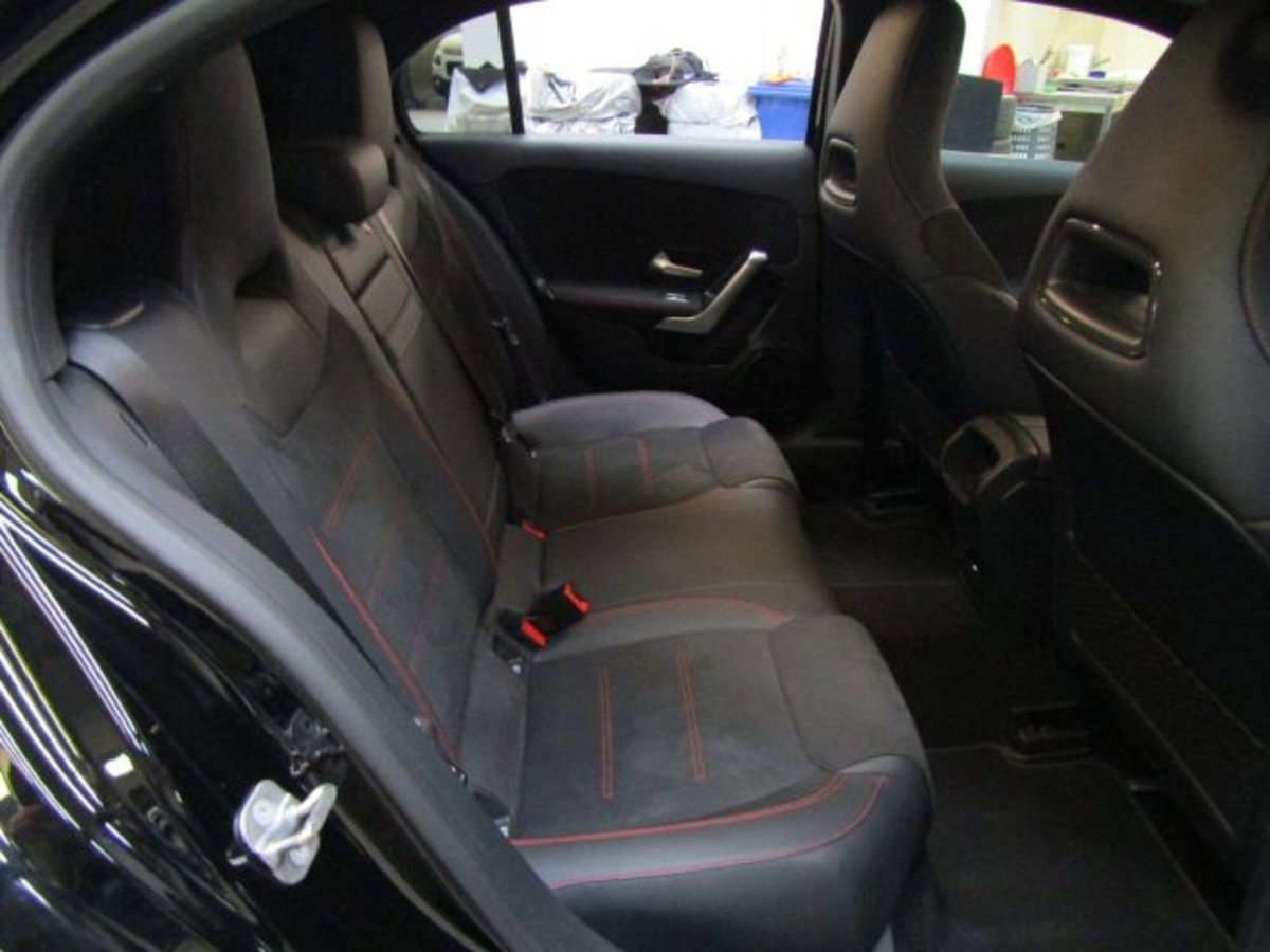 Mercedes-Benz Classe A 250 AMG Line Premium Plus 4matic auto (13)