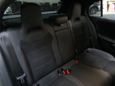 Mercedes-Benz Classe A 250 AMG Line Premium Plus 4matic auto (14)