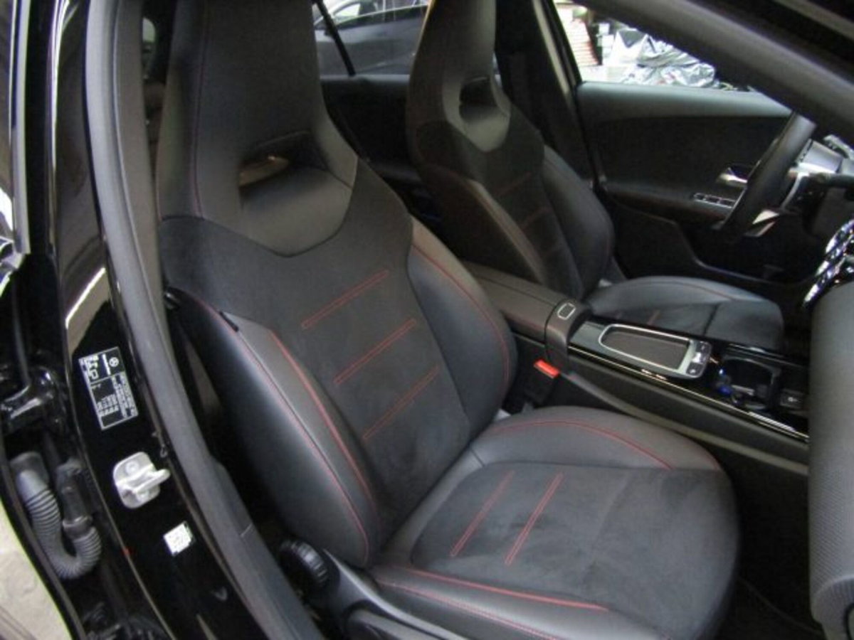 Mercedes-Benz Classe A 250 AMG Line Premium Plus 4matic auto (18)