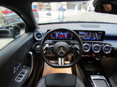 Mercedes-Benz Classe A 250 AMG Line Premium Plus 4matic auto (19)