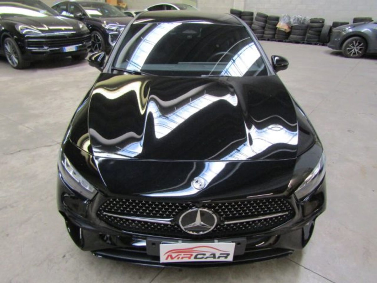 Mercedes-Benz Classe A 250 AMG Line Premium Plus 4matic auto (2)