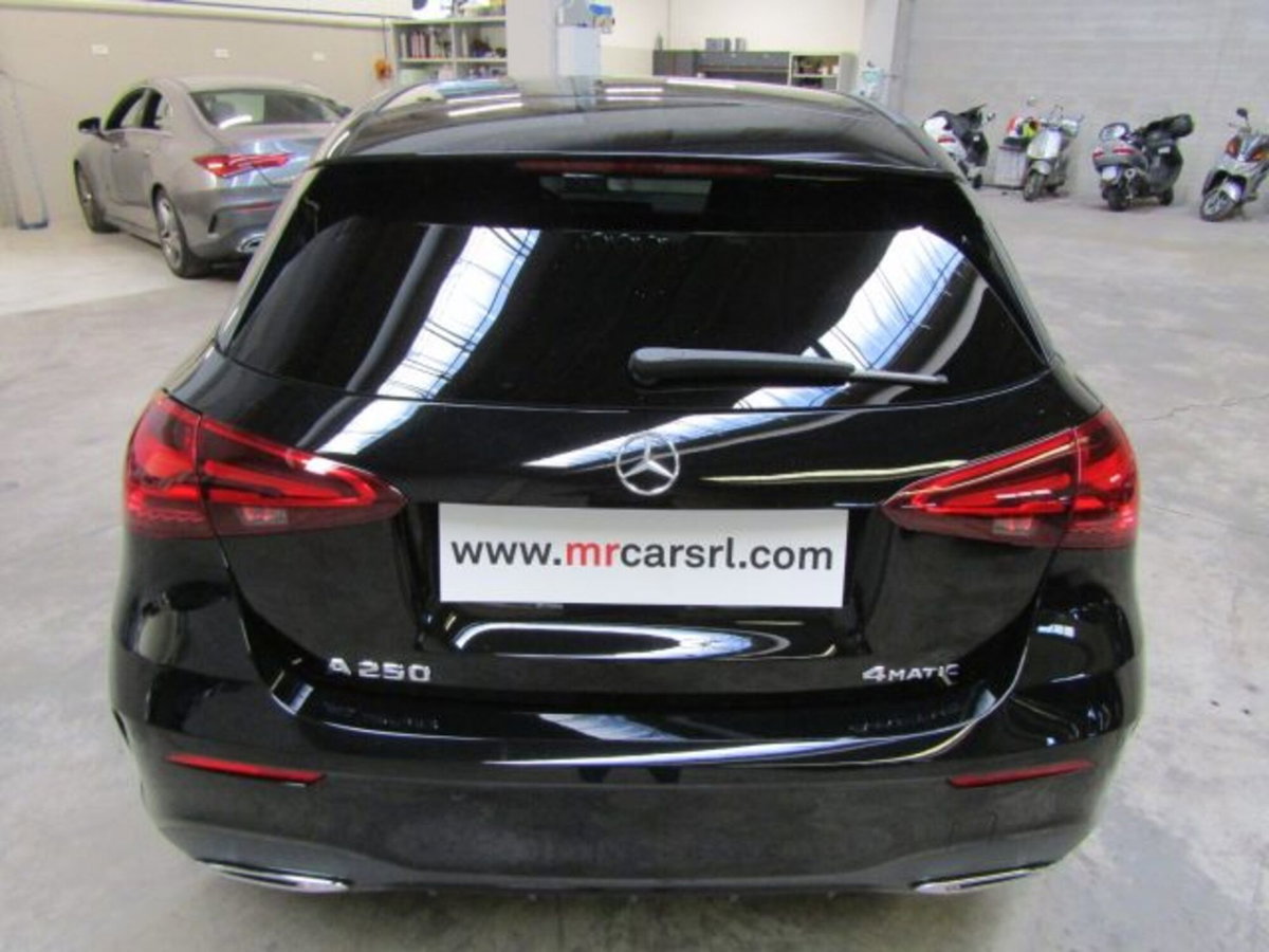 Mercedes-Benz Classe A 250 AMG Line Premium Plus 4matic auto (6)