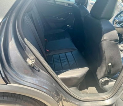 Volkswagen T-Roc 2.0 tdi R-Line 4motion 150cv dsg (10)
