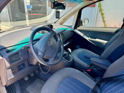 Lancia Musa 1.4 Oro (7)