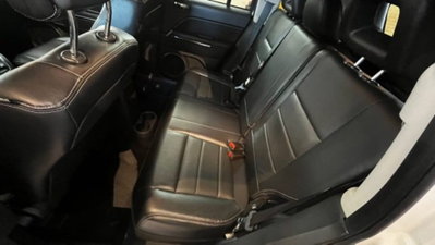 Jeep Compass 2.2 CRD Limited (8)