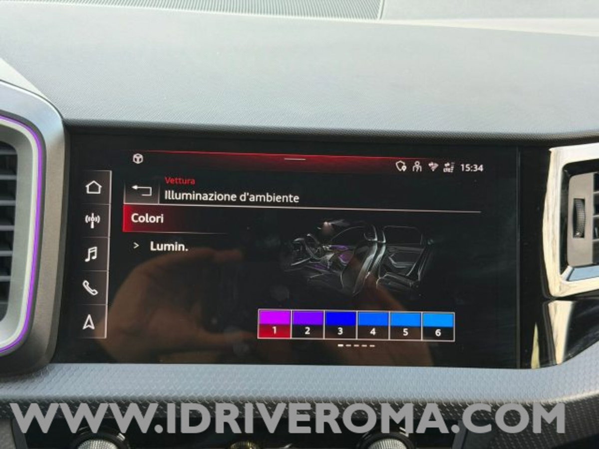 Audi A1 Sportback 30 1.0 tfsi Identity Black 116cv s-tronic (20)