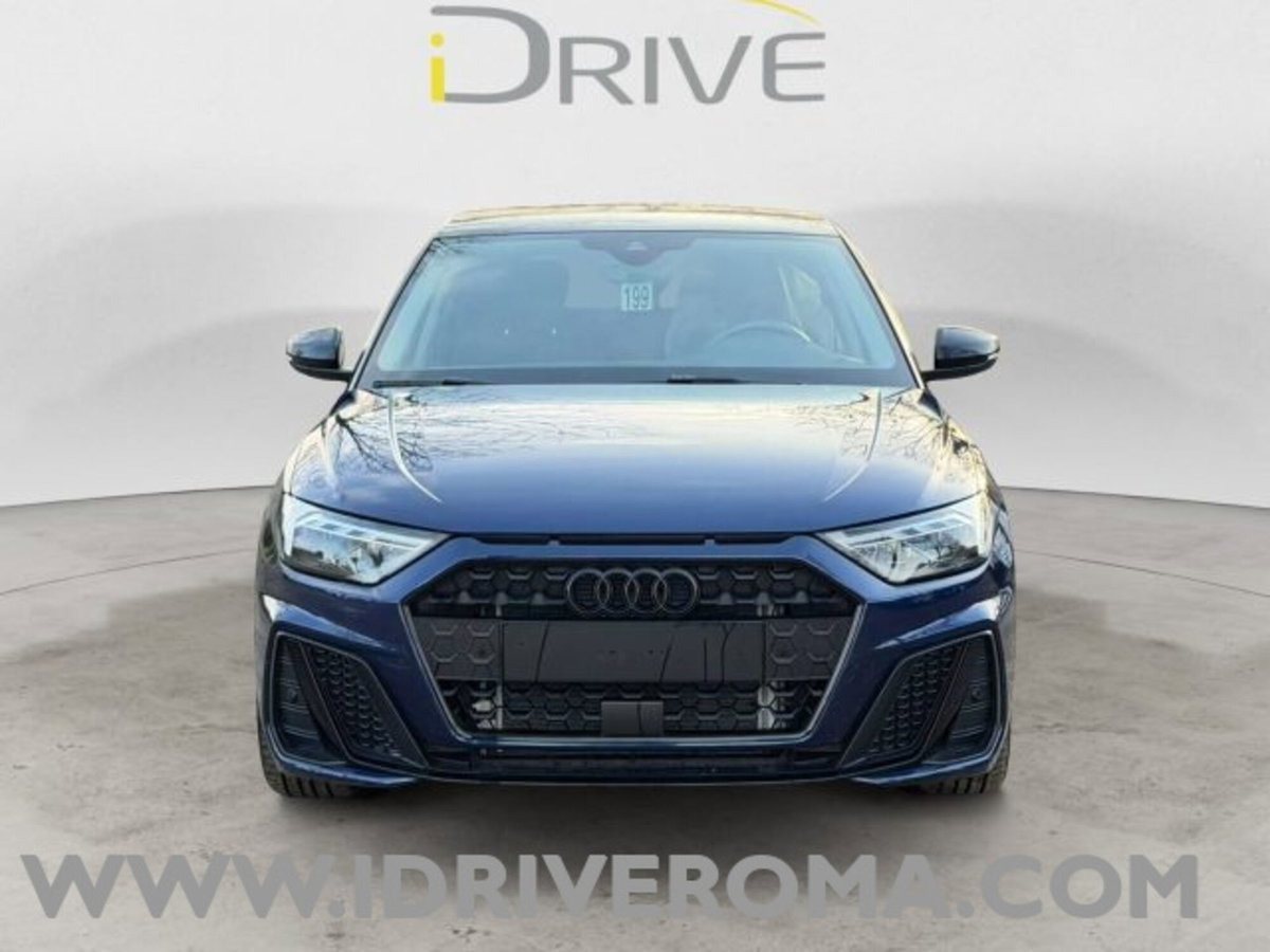 Audi A1 Sportback 30 1.0 tfsi Identity Black 116cv s-tronic (3)