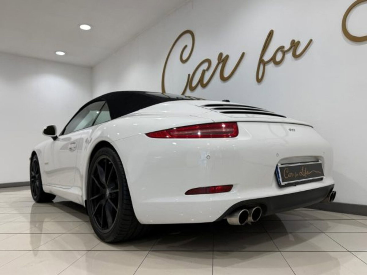 Porsche 911 Coupé 3.8 Carrera S (17)