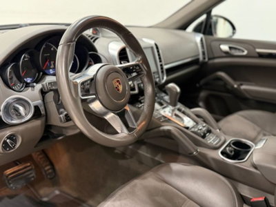 Porsche Cayenne 3.0 Diesel Platinum Edition (17)
