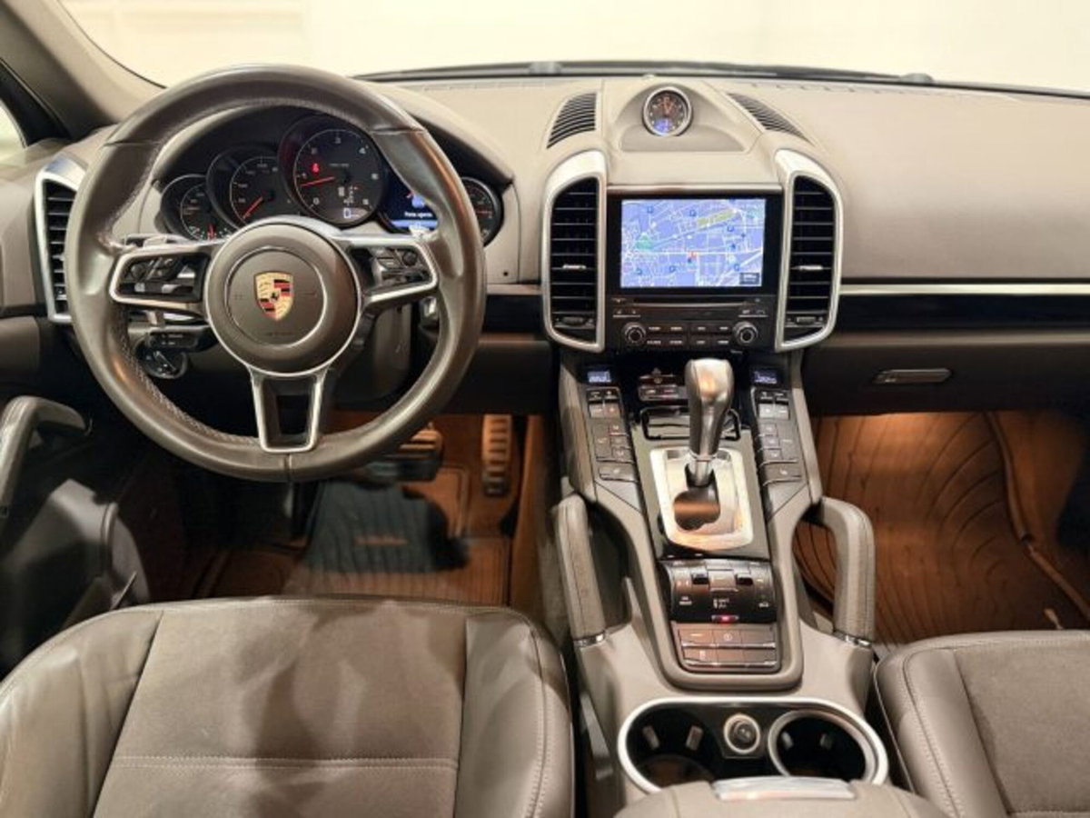 Porsche Cayenne 3.0 Diesel Platinum Edition (20)