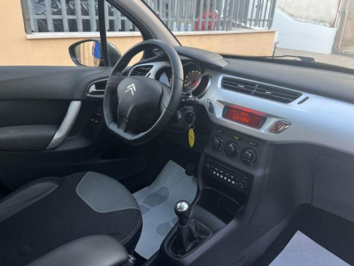 Citroen C3 1.4 HDi 70 Exclusive (13)