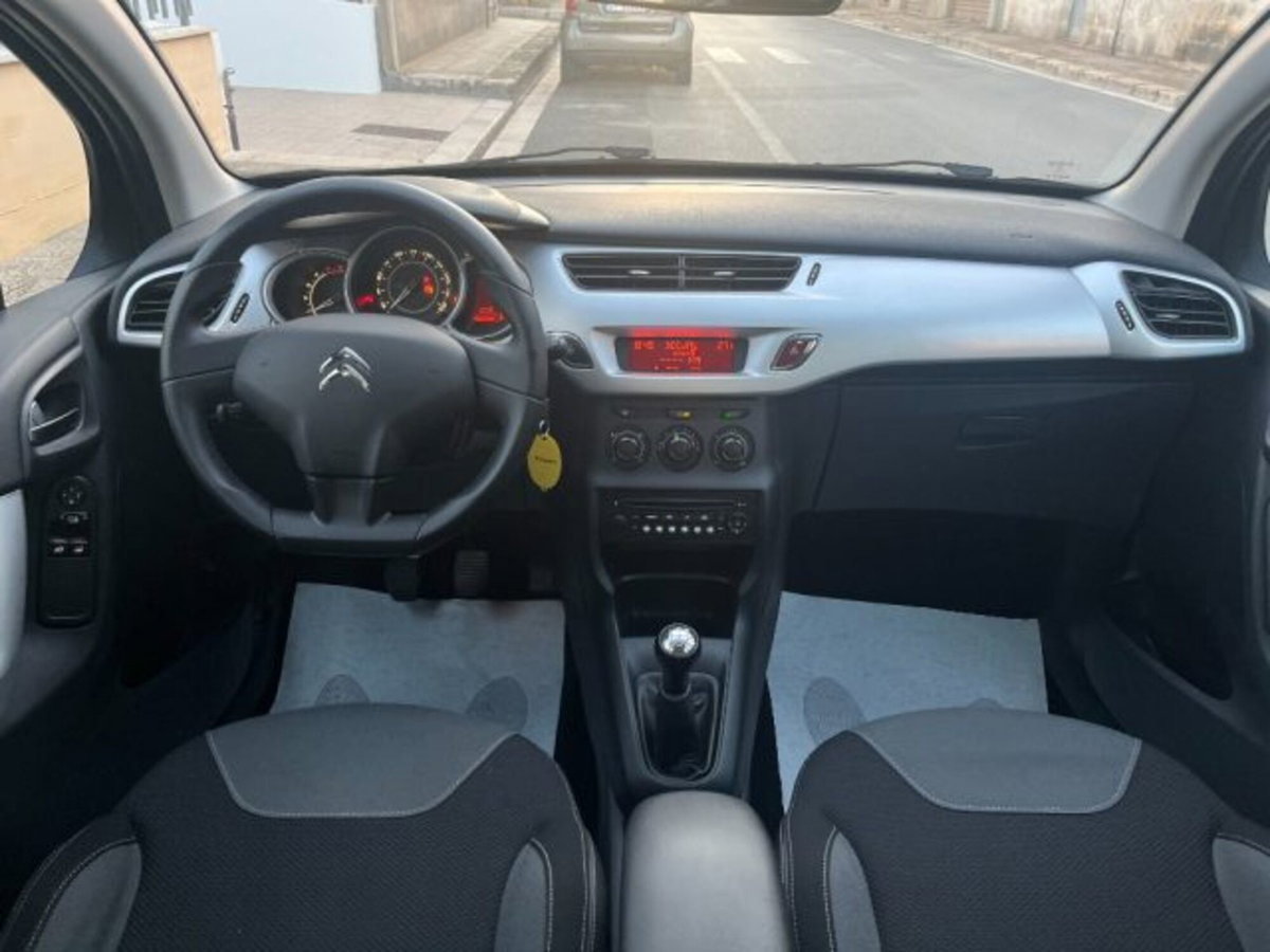 Citroen C3 1.4 HDi 70 Exclusive (14)