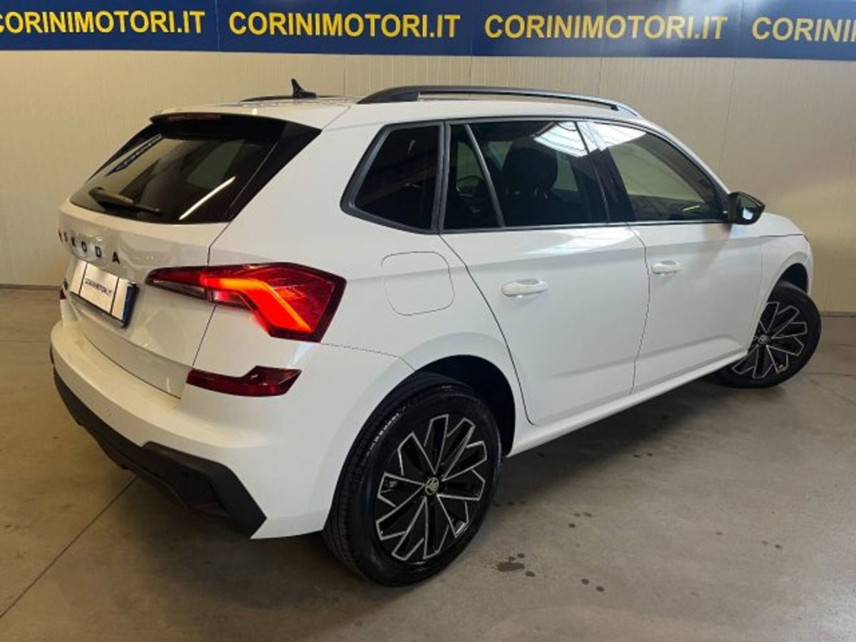 Skoda Kamiq 1.5 tsi Black Dots 150cv dsg (2)