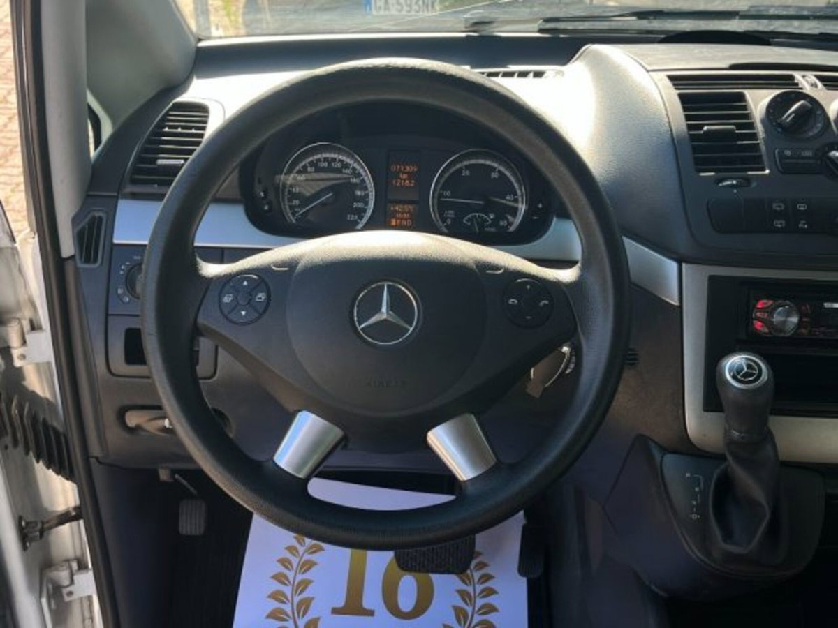 Mercedes-Benz Viano 2.2 CDI 4Matic Trend L (13)