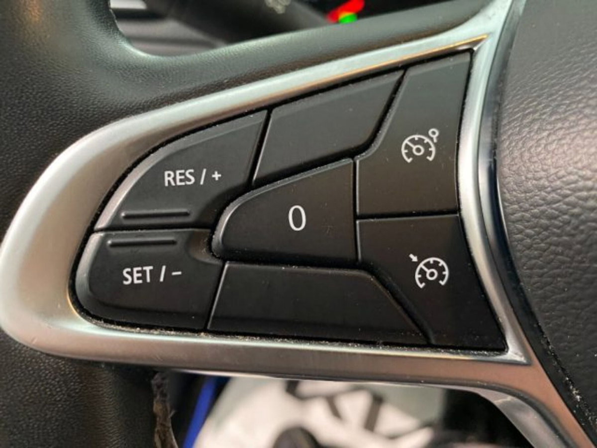 Renault Clio 1.0 tce Techno Gpl 100cv (12)
