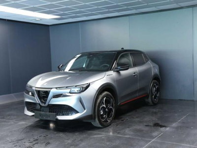 Alfa Romeo Junior 1.2 ibrida Speciale 145cv edct6 nuova