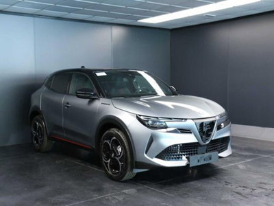 Alfa Romeo Junior 1.2 ibrida Speciale 145cv edct6 (2)