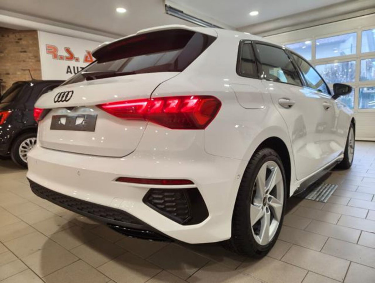 Audi A3 Sportback 30 TFSI S line edition (4)