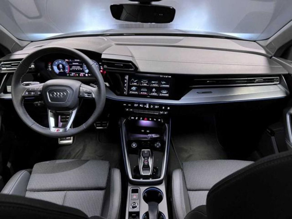 Audi A3 Sportback 35 TDI S tronic S line edition (6)
