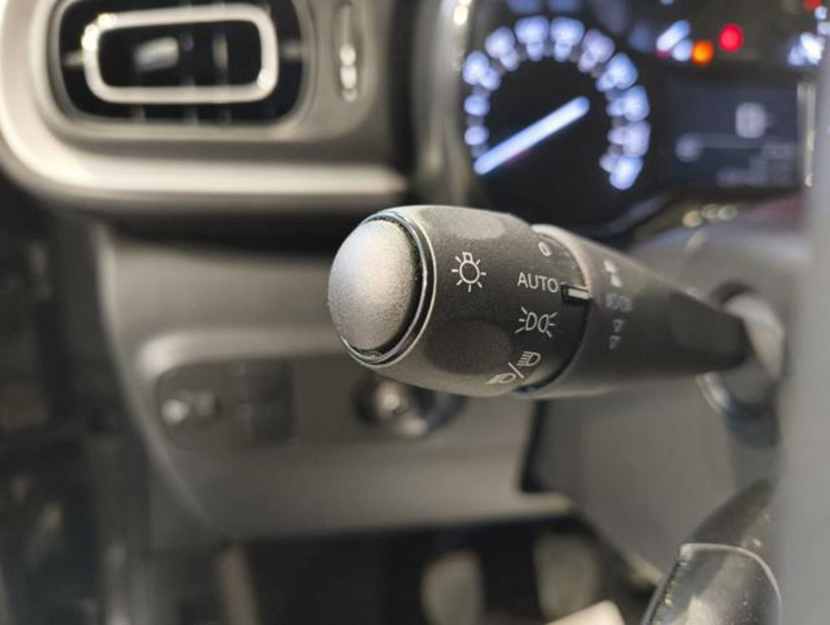 Citroen C3 1.2 puretech You s&s 83cv neopatentati (10)