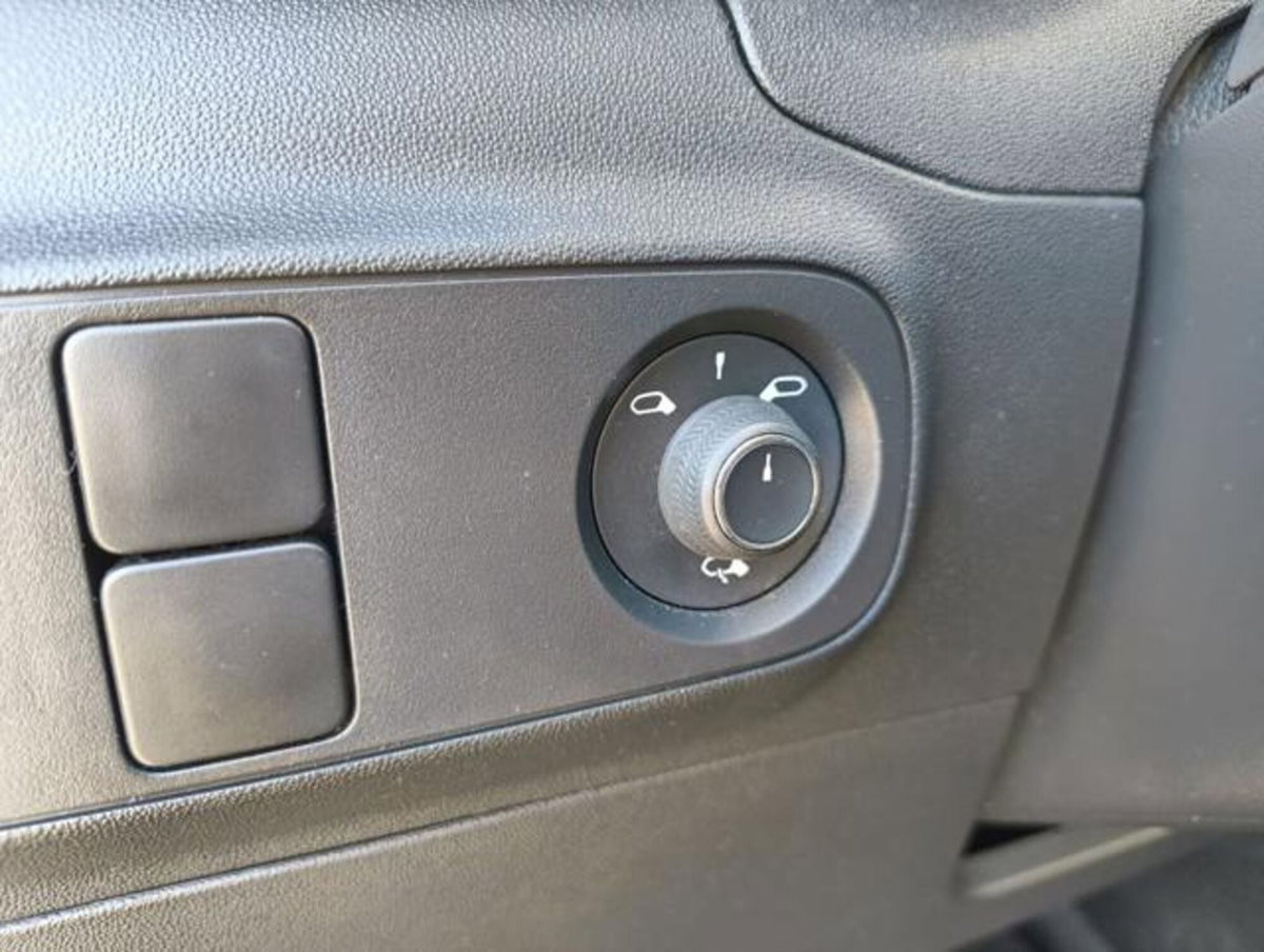 Citroen C3 1.2 puretech You s&s 83cv neopatentati (13)