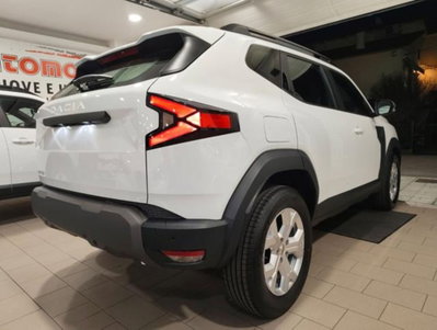 Dacia Duster 1.2 Eco-G Expression 120cv (3)