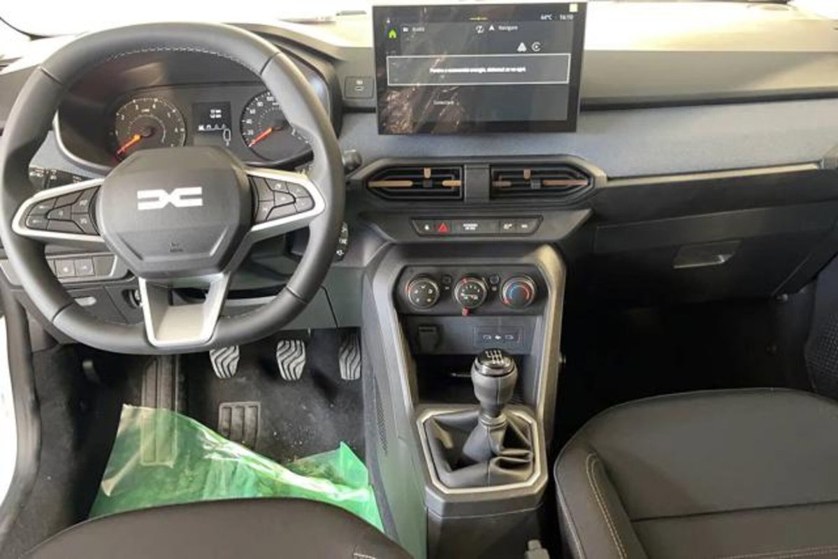 Dacia Sandero Stepway 1.2 Eco-G Expression 120cv auto (4)