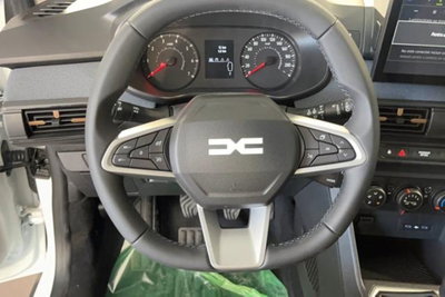 Dacia Sandero Stepway 1.2 Eco-G Expression 120cv auto (5)