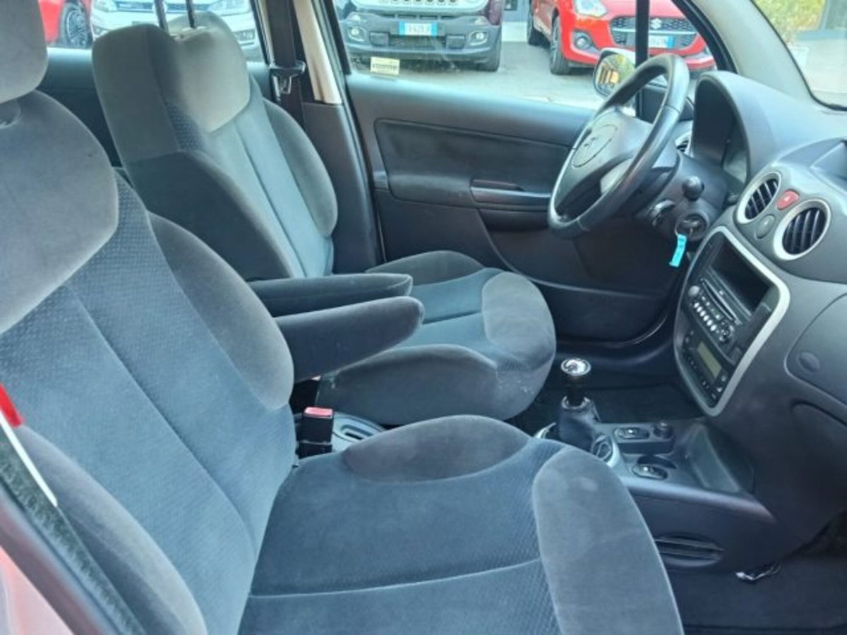 Citroen C3 1.1 Exclusive (9)