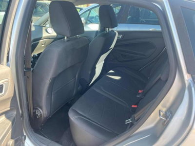 Ford Fiesta 1.2 60CV 5 porte (8)