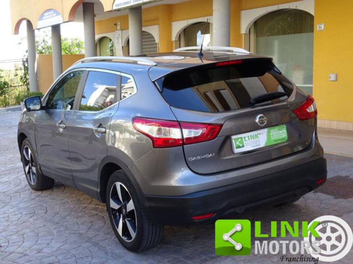 Nissan Qashqai 1.6 dCi DPF Tekna (6)