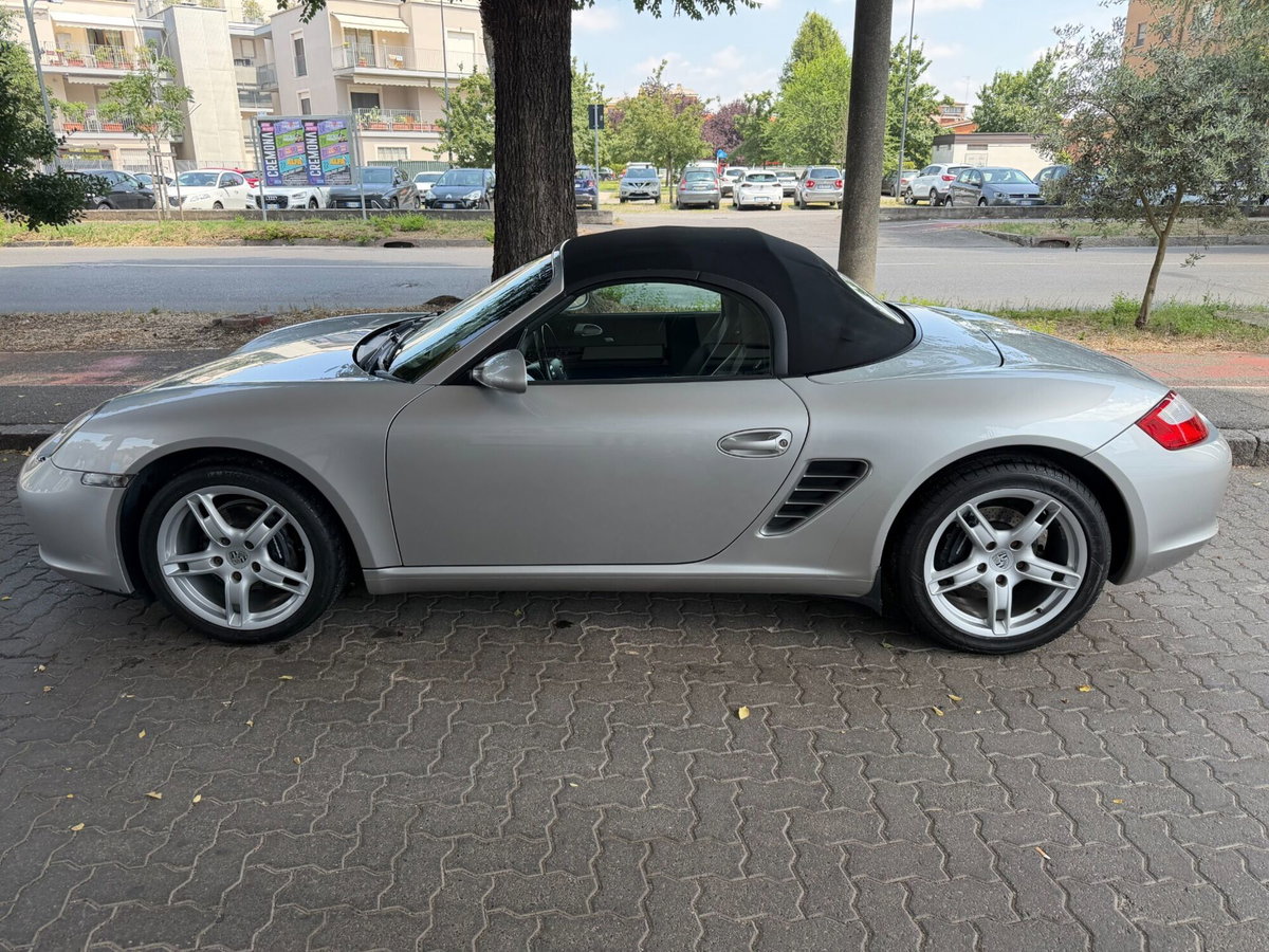 Porsche Boxster 2.7 24V (2)